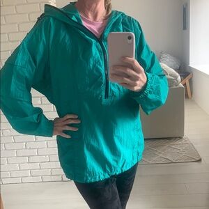 Green Ski & Snow Jacket with Hood and Water-Resistant Material